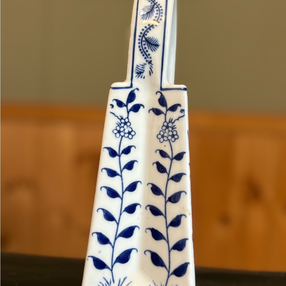 Formalities By Baum Bros Vase Basket Cobalt Blue And White - Picture 4 of 12